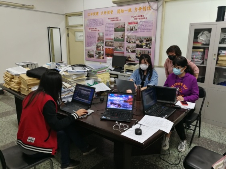 C:\Users\Yaodong\_DDNZone_\My Files\UIBE\学院工作\1. 研究生教学\c学位\2020毕业\2020毕业答辩\照片\微信图片_20200603104359.jpg